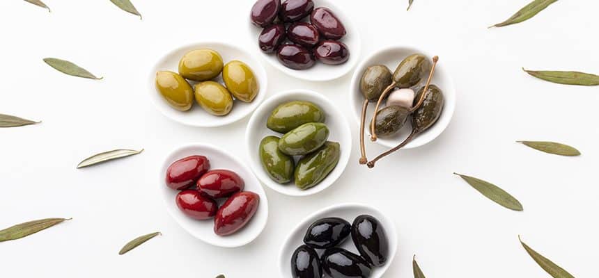 Olives in small bowls