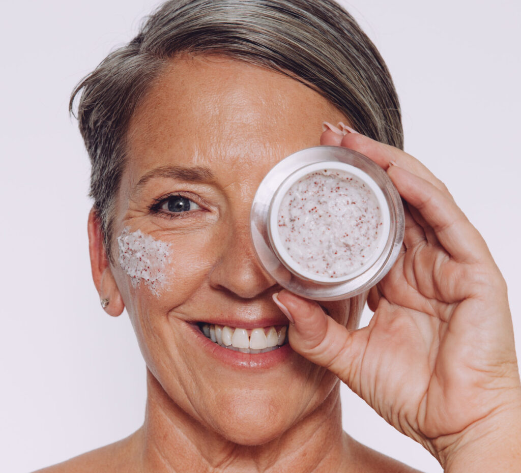 PHA renewal scrub Exfoliating Cleanser