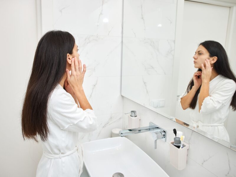 How to Build a Daily Routine That Protects Your Skin and Results